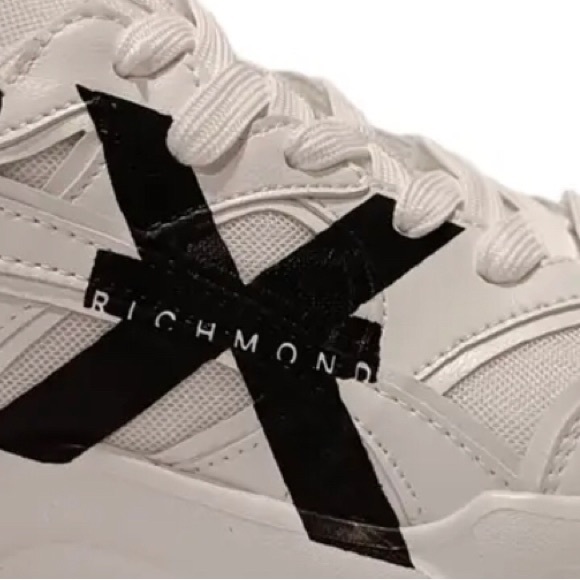 JOHN RICHMOND - Picture 6 of 9